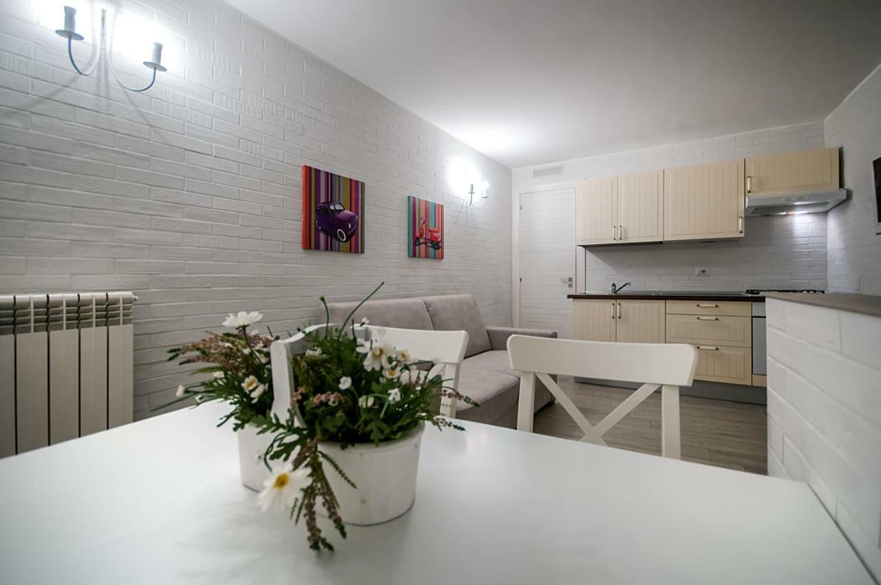 Apartment Chiatamone Seaside *
