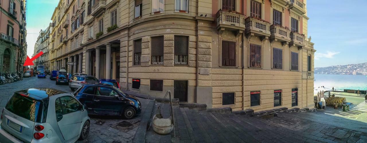 Chiatamone Seaside Apartment Naples