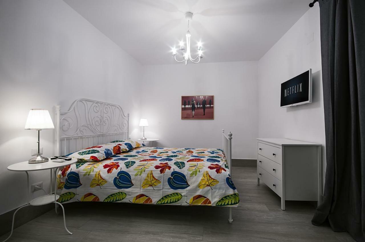 Apartment Chiatamone Seaside *