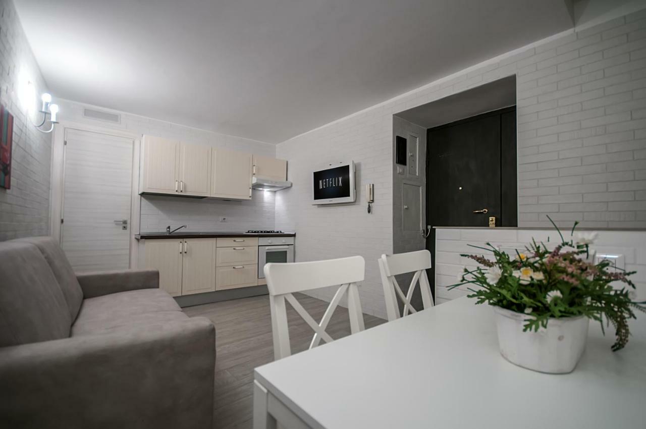 Apartment Chiatamone Seaside Naples
