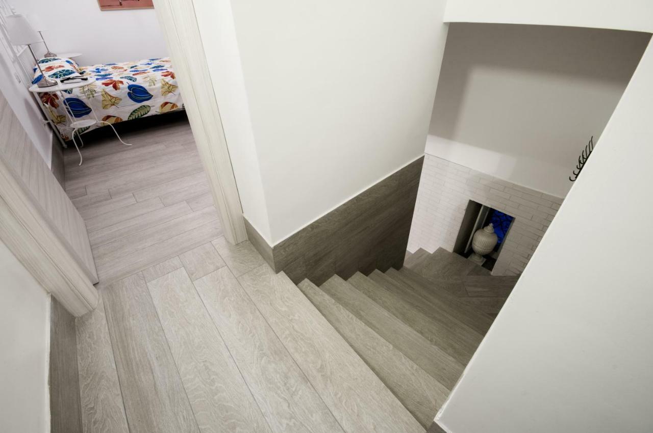 Chiatamone Seaside Apartment *